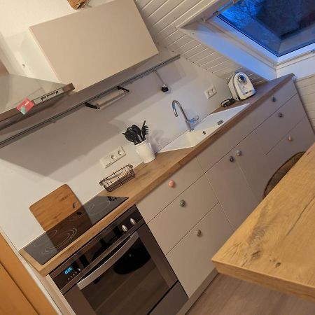 Helles Dachgeschoss-Appartement Krefeld Exterior foto