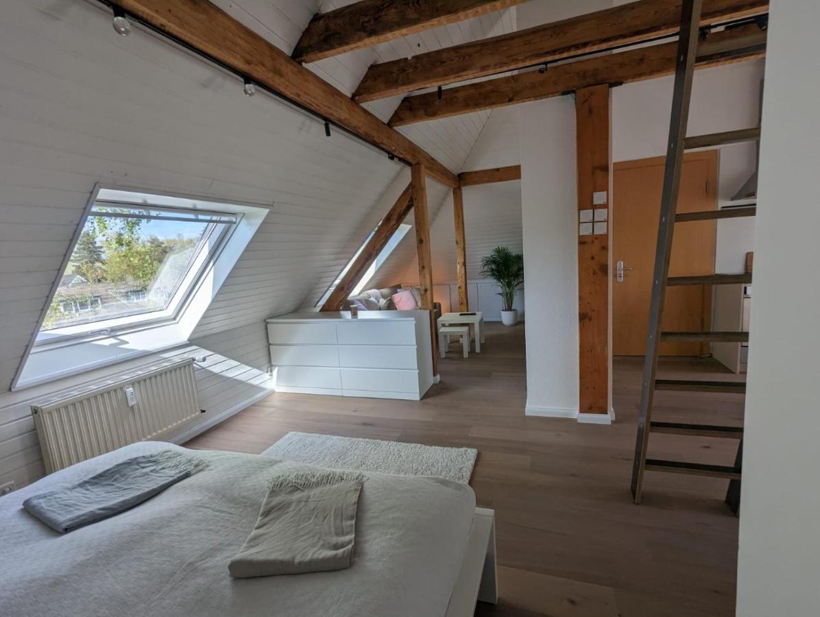 Helles Dachgeschoss-Appartement Krefeld Exterior foto