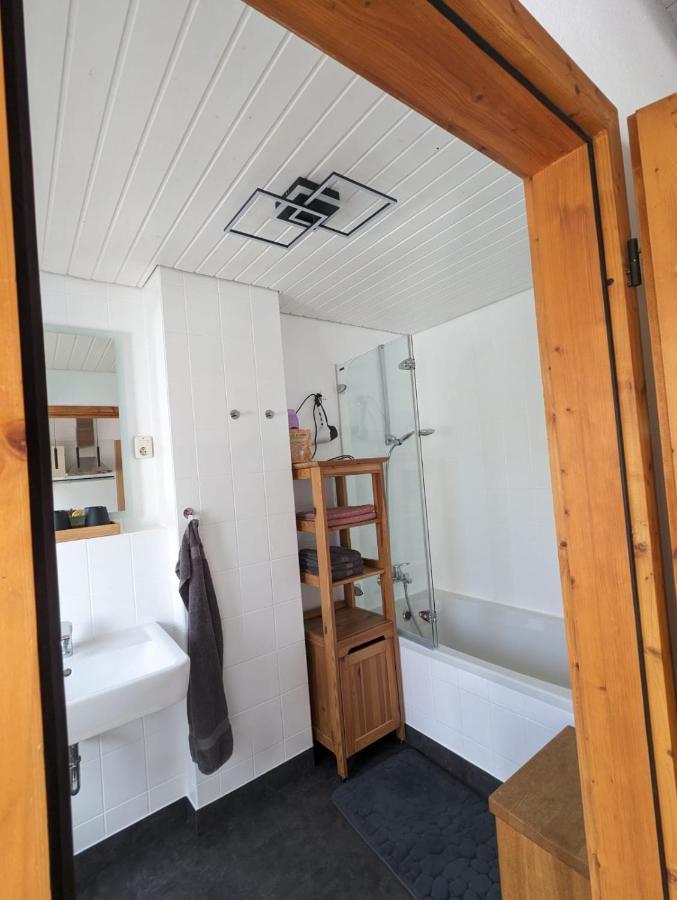Helles Dachgeschoss-Appartement Krefeld Exterior foto