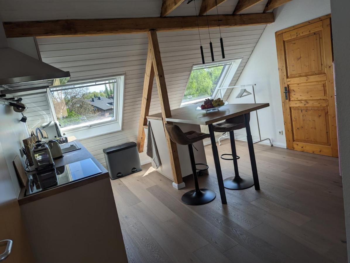 Helles Dachgeschoss-Appartement Krefeld Exterior foto