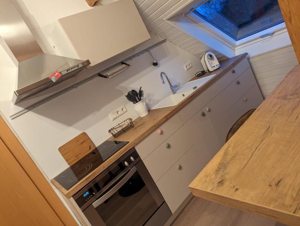Helles Dachgeschoss-Appartement Krefeld Exterior foto